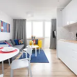 Beautiful 2 Flat With Balcony *