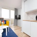 Beautiful 2 Flat With Balcony
