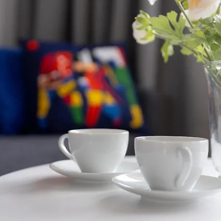 Beautiful 2 Flat With Balcony Varşova