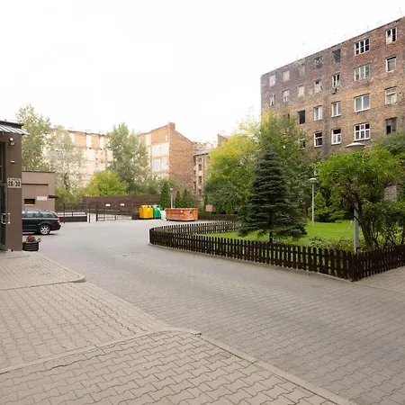 Beautiful 2 Flat With Balcony Apartment
